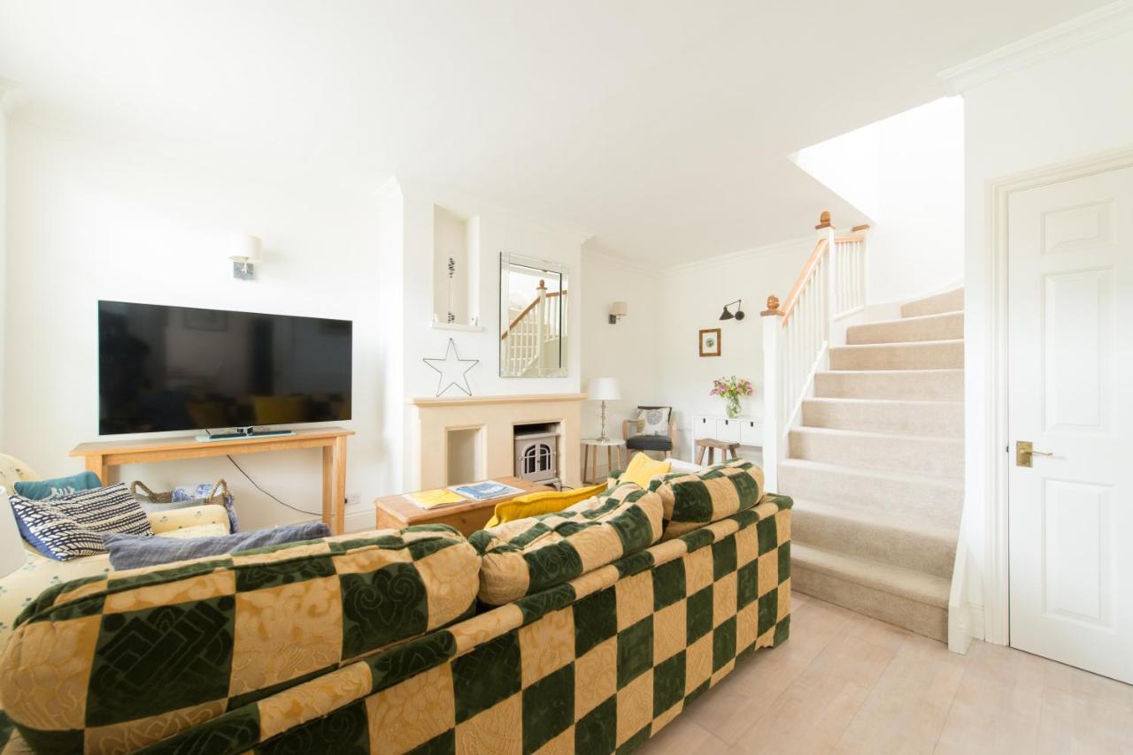 My Place Go - Cirencester Buitenkant foto