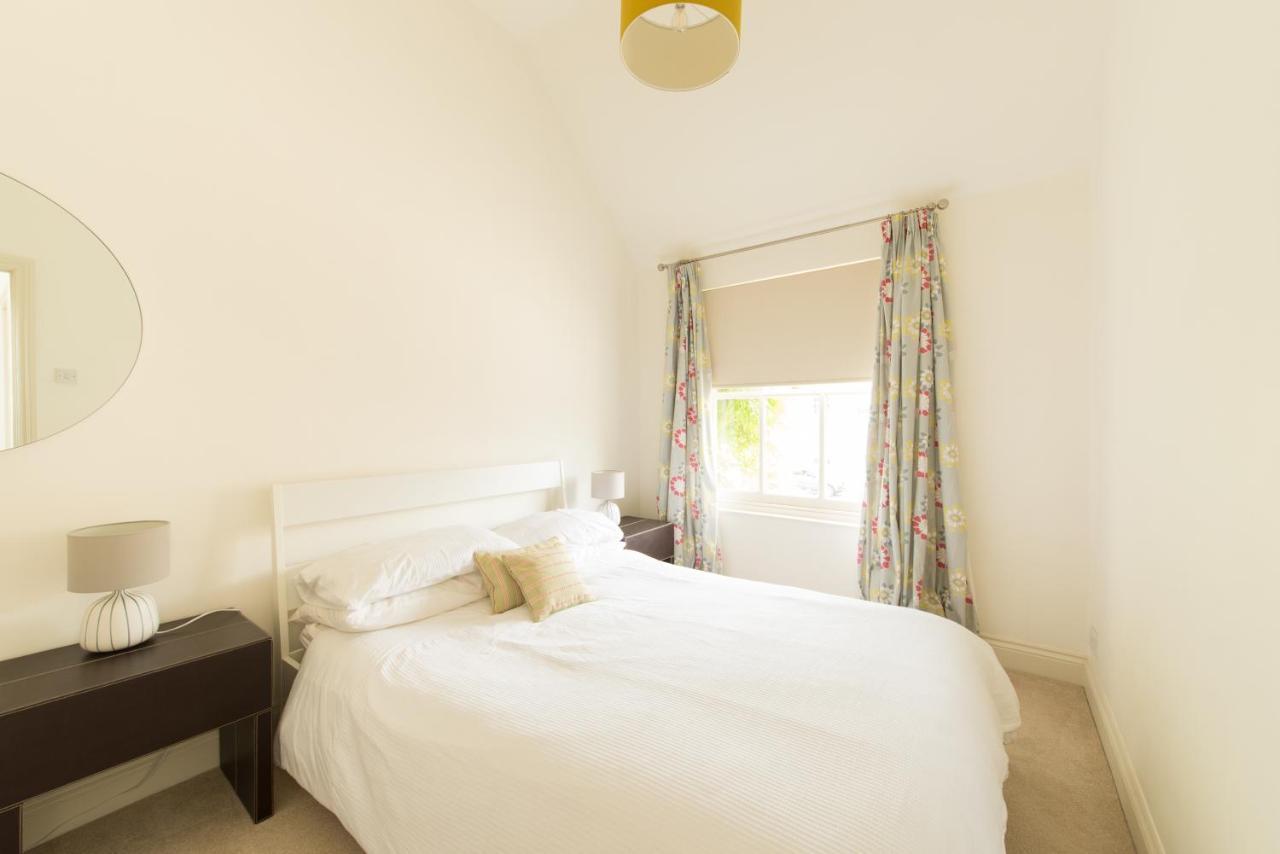 My Place Go - Cirencester Buitenkant foto